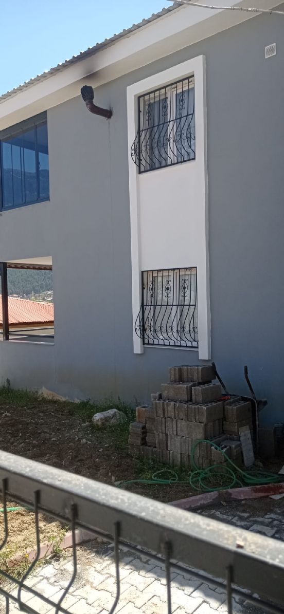 esentepe mevkii 2 katlı bağımsız sıfır iskanlı