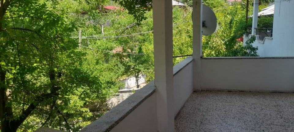 2 KATLI, 2+1 - 2+1, ÜSÜT MASRAFSIZ, 226 m BAHÇELİ, GARAJLI, KUYU SULU